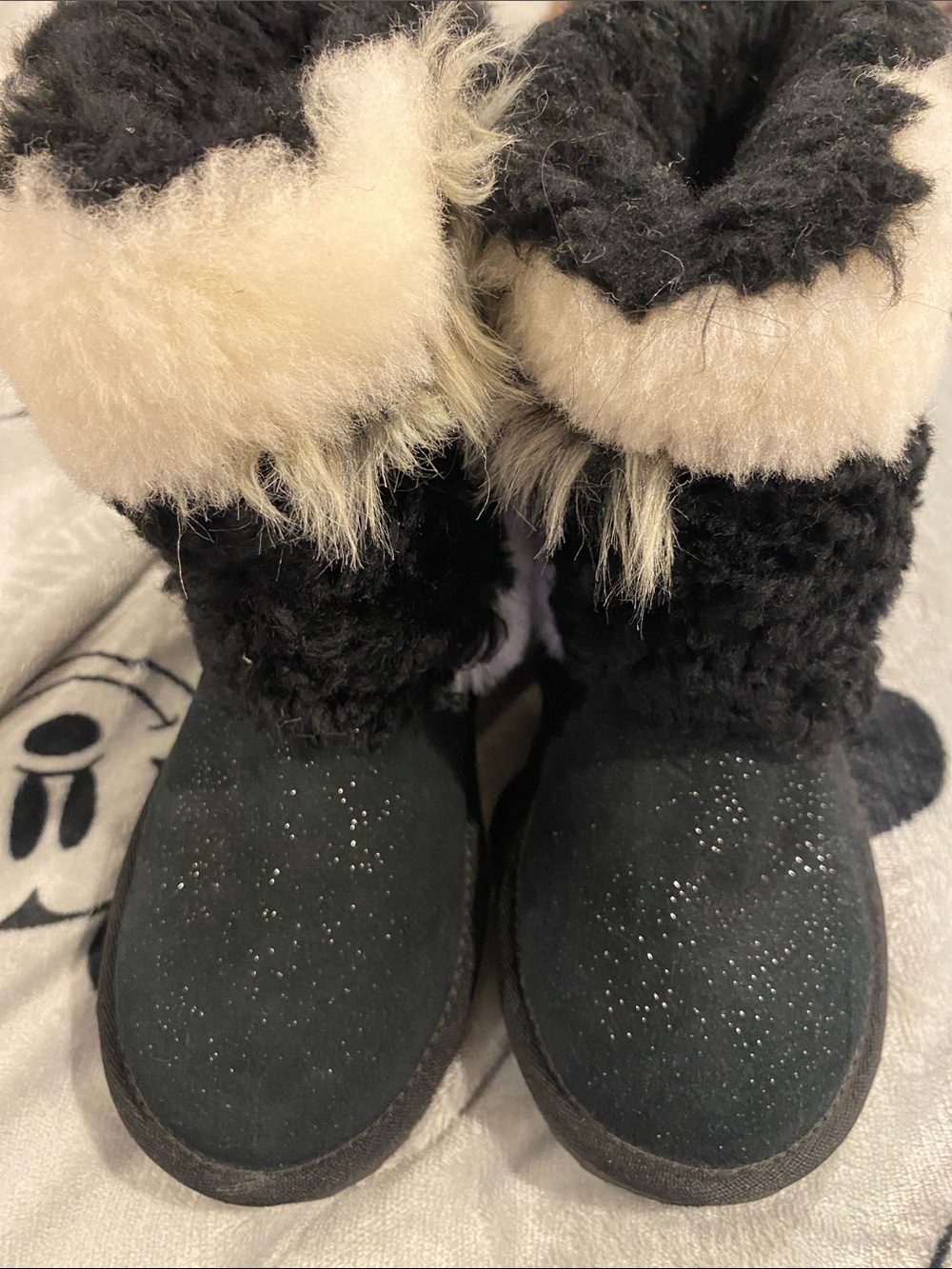Ugg kids  Black Faux Fur-Lined Winter Boots